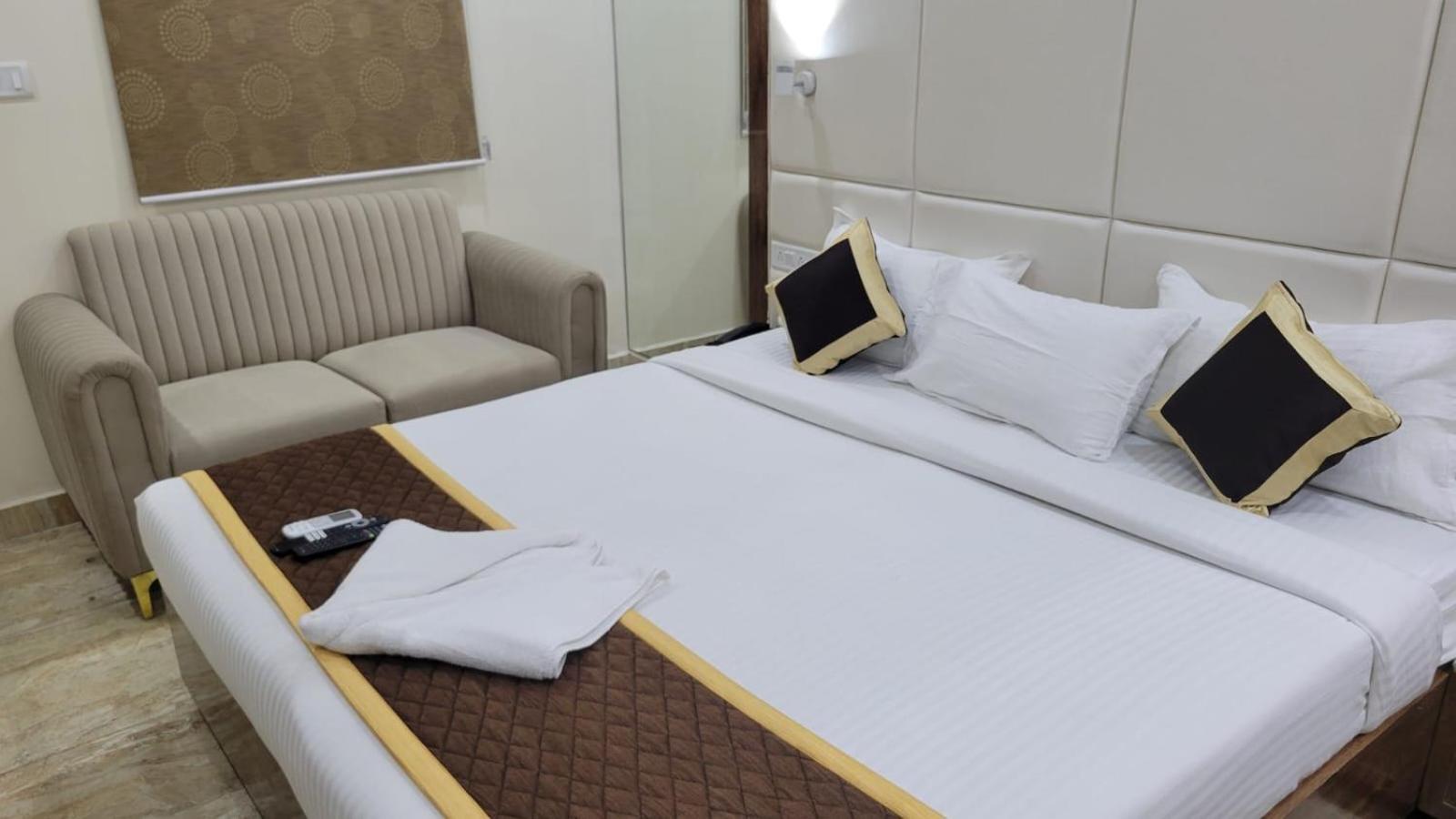 Grace Residency Chennai Airport Hotel Ngoại thất bức ảnh
